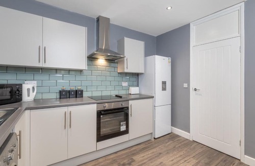 Peterlee Apartment | SEASIDE SPACIOUS apartment
