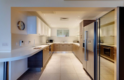 Sliema Apartment | Seaview Apartment In Fort Cambridge, Sliema