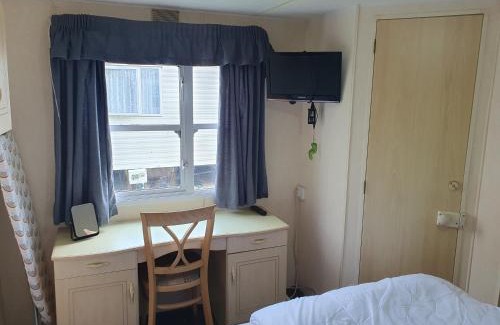 Ingoldmells Resort | Seaview Debonair Super 6 Berth Blow Heated