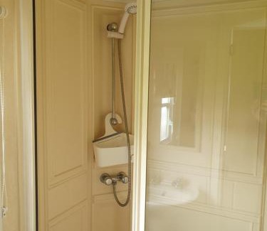 Ingoldmells Resort | Seaview Debonair Super 6 Berth Blow Heated