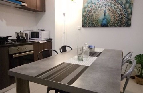 Masjid Apartment | Seaview Landmark Studio Homestay at Gurney 无敌海景套房