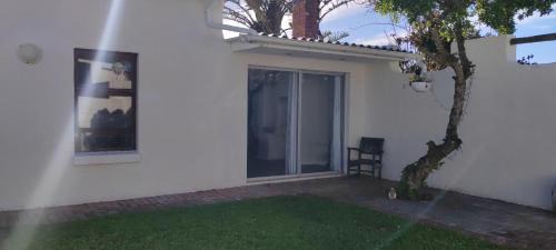 Seaview Apartment | Seaview Self catering cottage