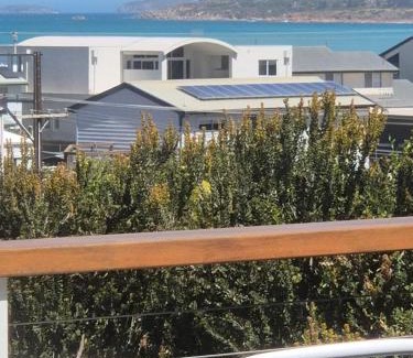 Middleton House | SeaWatch-Sea Views