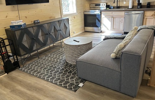 Ellijay Cabin | Secluded 2Bd/2Bth - Fire pit - Dogs Allowed