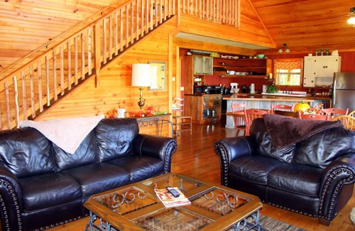 Venus Cabin | Secluded Area on Upper Kings River @ Chimney Mill Cabin. . . Quiet & Peaceful
