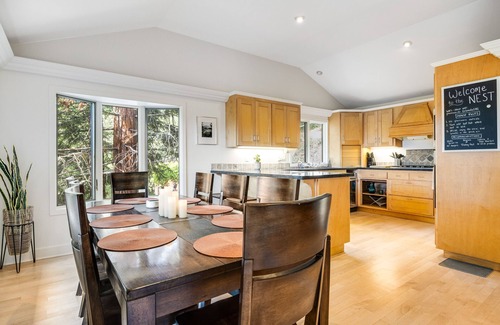 Cloverdale House | Secluded home with private saltwater pool, spa & amazing view - dog-friendly