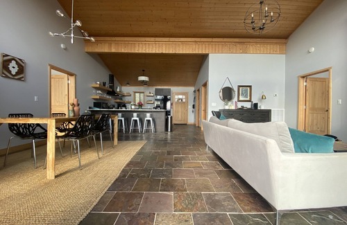 Trion Cabin | Secluded Modern space, Mountain Views, all year heated Swim Spa & Hot Tub