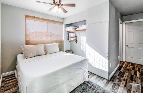 Joshua Tree Cabin | Secluded, private home on four acres with a wood stove near JT National Park