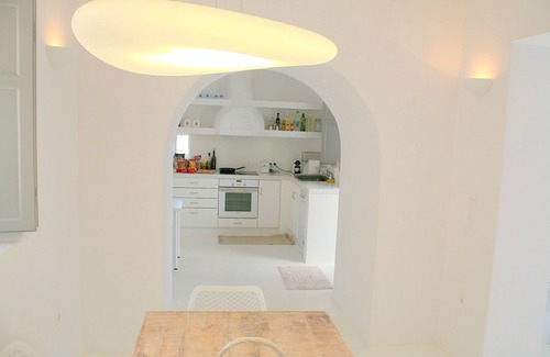 Ios Town Villa | Secluded private villa, seaviews & sunsets, prime location