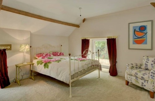 Worlington Cottage | Seclusion by a Riverside Garden on Two Moors Way