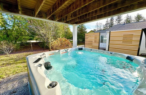 Beulah Apartment | Second floor unit close to downtown Beulah & Crystal Lake for year-round fun!