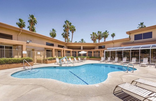 Uptown Design District Condo | See Palm Springs and relax in this 1BD condo with resort amenities including pool/hot tub