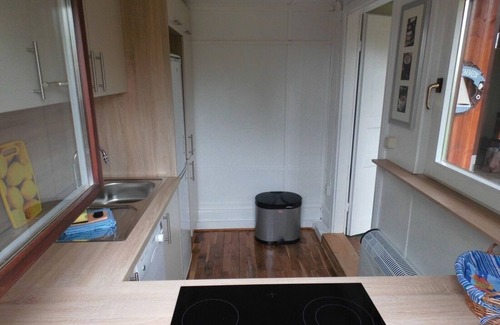 Altefaehr House | Seebadhaus right on the harbor + beach. The sandy beach is only 200 m away!