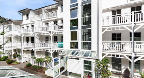 Binz Apartment | Seeschloss, App 02, direkt an der Strandpromenade, TOPLAGE