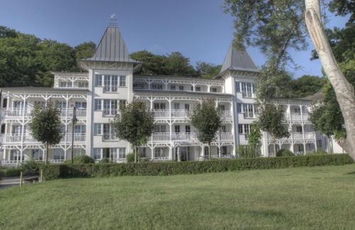 Binz Apartment | Seeschloss, App 02, direkt an der Strandpromenade, TOPLAGE