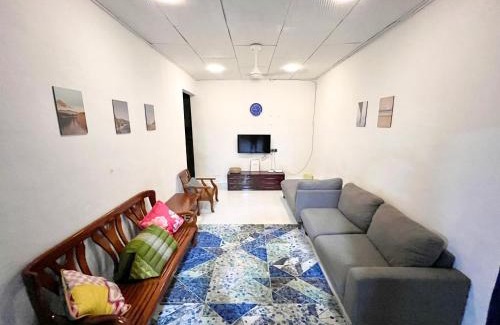 Taman Ira House | Sehijau Homestay Taman Ira