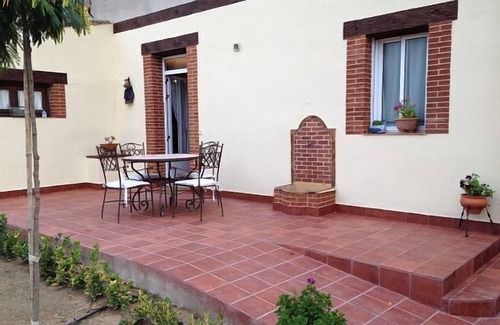 Casas de Benitez Cottage | Self catering El Jardin Manchego for 8 people