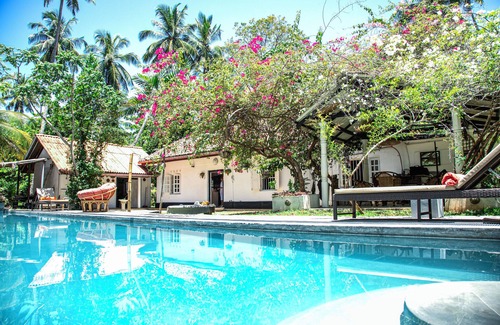 Morakatiyara House | Self catering or use the menu on request 3 bedroom bungalow-Tangalle Sri Lanka