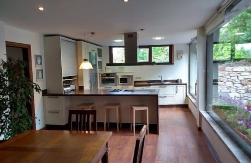 Vimianzo Cottage | Self catering Os Carrís for 8 people