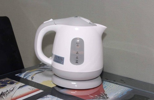 Kasuga Apartment | Self-catering with Wi-fi and amenities. 10 minutes from JR Kasuga Station. MIYUKIHOUSE302