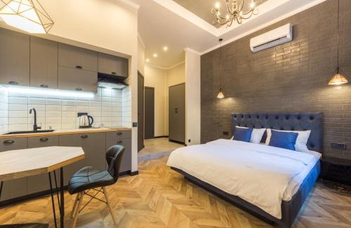 Khreshchatyy Yar Apartment | Self Check-in Apartments Maidan Area