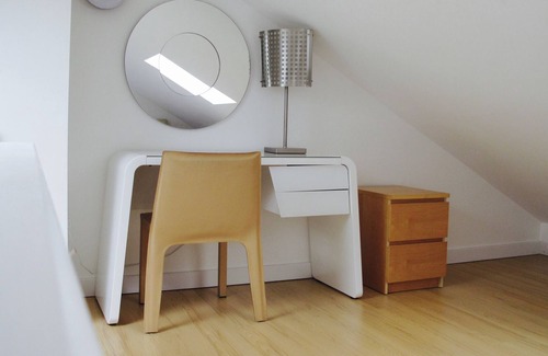 Diss Apartment | Self-contained Studio/Apartment with a well equipped kitchen & private bathroom