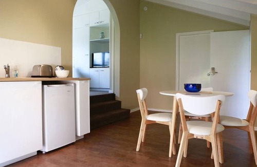 Randwick Apartment | Self Contained Unit Within Elegant Randwick Home