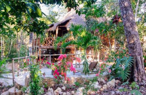 Francisco Uh May Villa | Selvaluna cabaña eco-chic