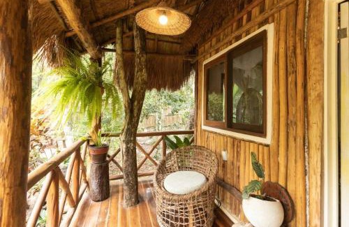 Francisco Uh May Villa | Selvaluna cabaña eco-chic