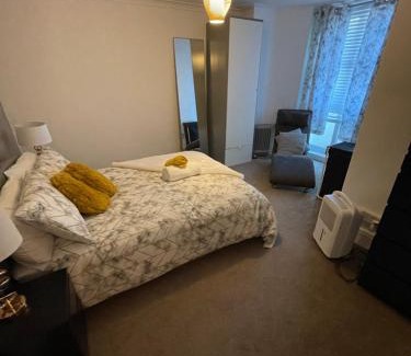 Wainscot Apartment | SEMEC luxury apartment