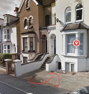 Wainscot Apartment | SEMEC luxury apartment