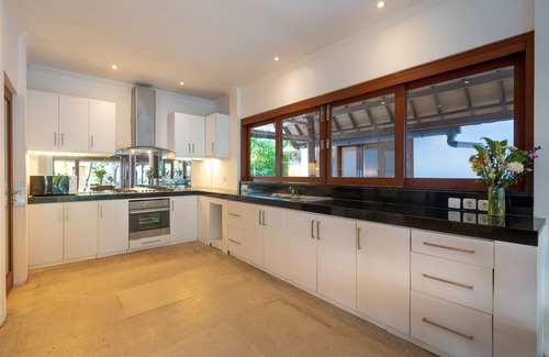 Central Seminyak Villa | Seminyak Estate (9 Beds), Great Value!