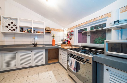 Legian Villa | Seminyak Villa Kubuku 4 bedrooms