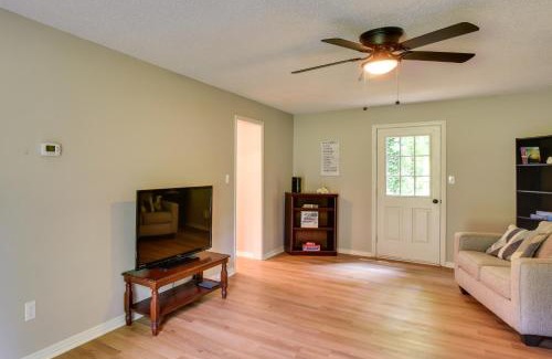 Seneca House | Seneca Vacation Rental Less Than 1 to Lake Keowee Access!