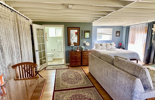 Haliimaile Apartment | Sensational View - Central Location - Clean and Cozy