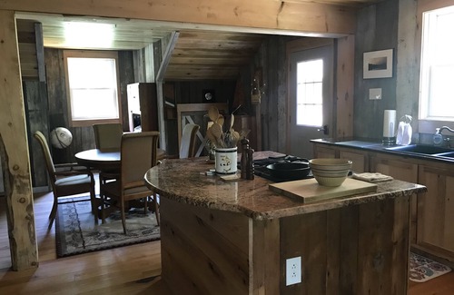Shippenville Apartment | Sentner House River/Rustic Retreat - Clarion River Dock on 650 Wooded acres