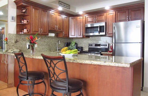 Honokowai Condo | Sept-Oct Special! Views from your Lanai—Lovely Oceanfront Condo "No Resort Fee!"