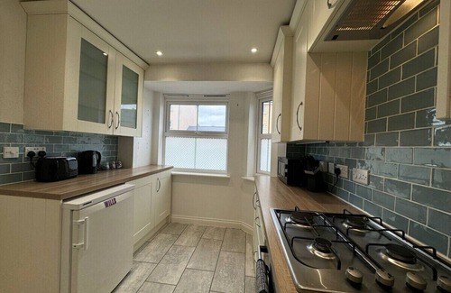 Swindon Apartment | September Disc Long Stay - Contractors