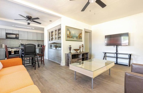 Visalia House | Sequoia/Kaweah Hospital Duplex