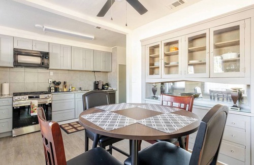 Visalia House | Sequoia/Kaweah Hospital Duplex