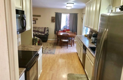 Posey House | Sequoia National Forrest CabinG sleeps 16