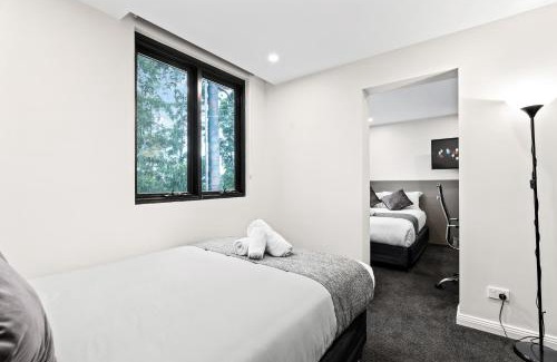 Gordon Hotel | Seranin | Gordon