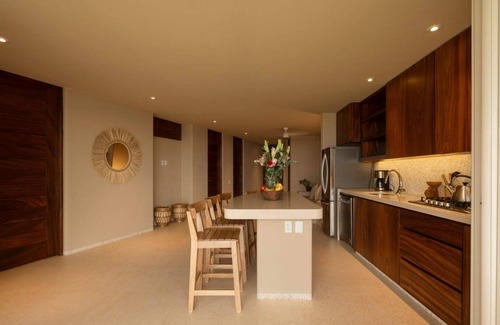 Saladita Apartment | Serene Beachfront Heaven with Plunge Pool