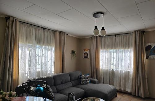 Lusaka Apartment | Serene 3 bedroom house in Olympia, Lusaka