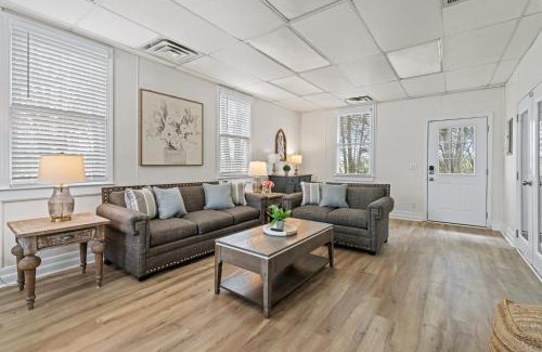 Euharlee House | Serene 3BR Pet-Friendly Getaway Near Cartersville