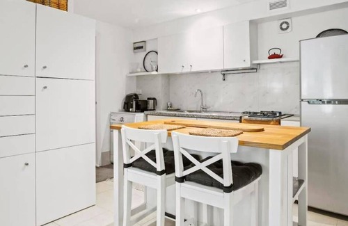 Seaforth House | Serene Apartment surrounded by Nature