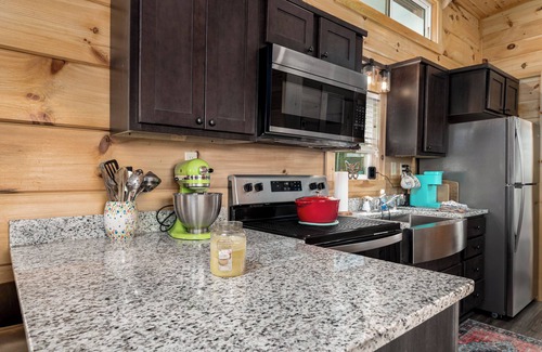 Jefferson City Cabin | Serene Cabin Retreat on Picturesque Farm