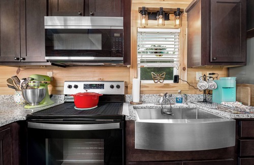 Jefferson City Cabin | Serene Cabin Retreat on Picturesque Farm