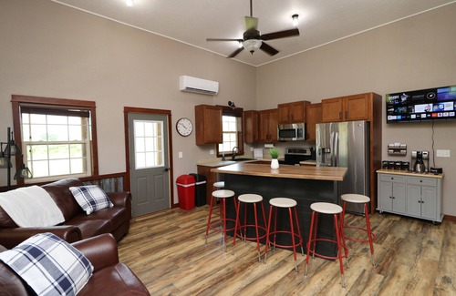 Alexandria House | Serene Country Haven- 3+ Acres, RV Site Available