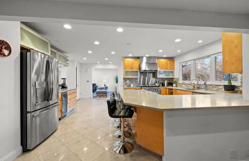 Northwest Columbus House | Serene Escape! Blissful Haven